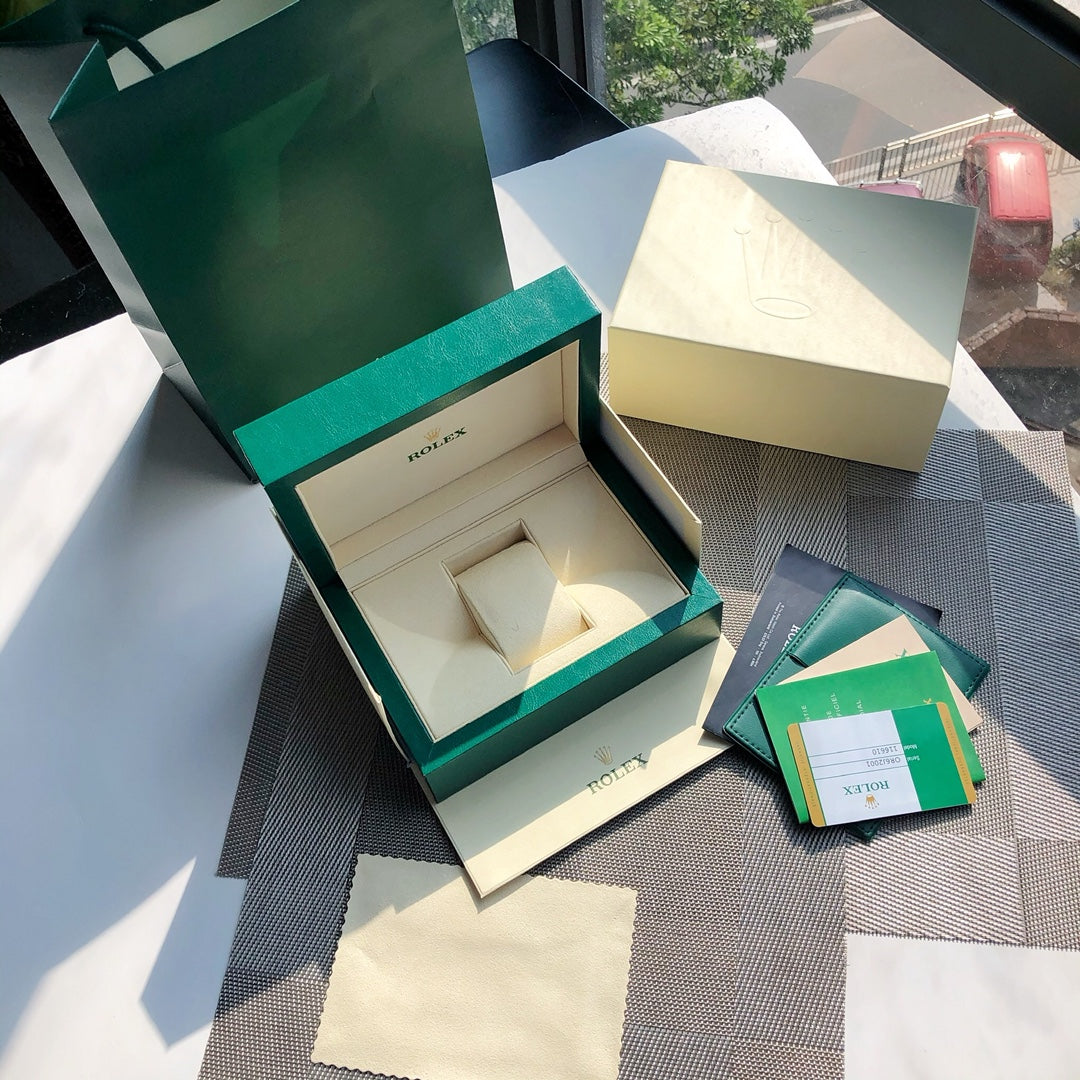 Regency Marine Master 42 mm Timeless Timing Bezel Black Dial 226627 1640