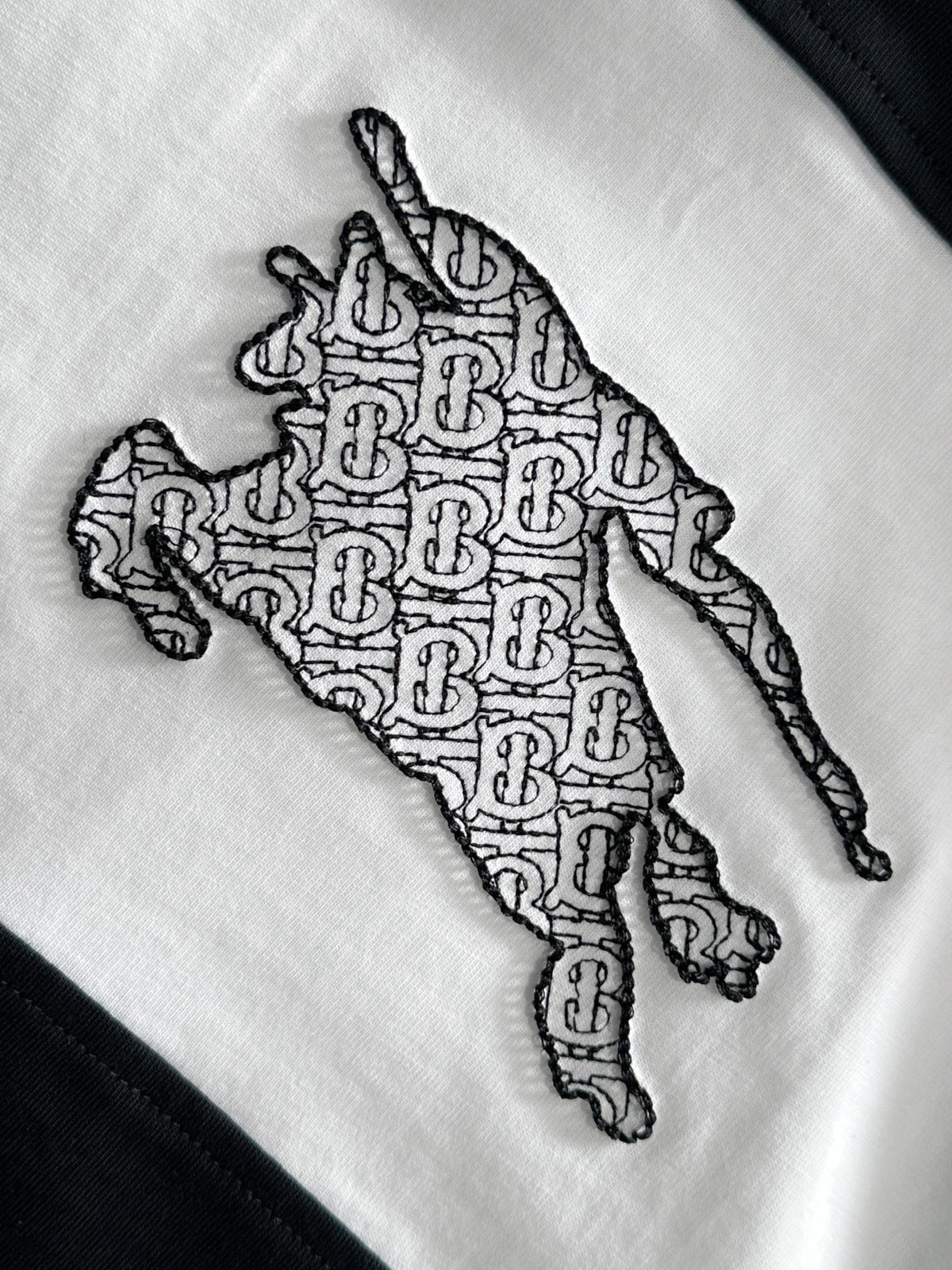 Warhorse embroidery t-shirt