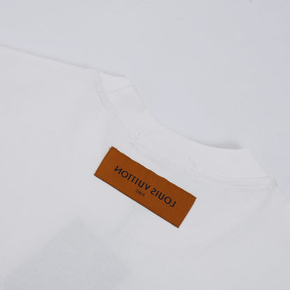 Fashionable metal accessories t-shirt