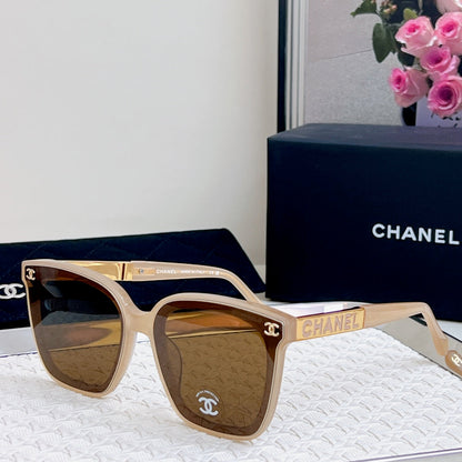 2026 Large Frame Cat Eye Gradient Sunglasses