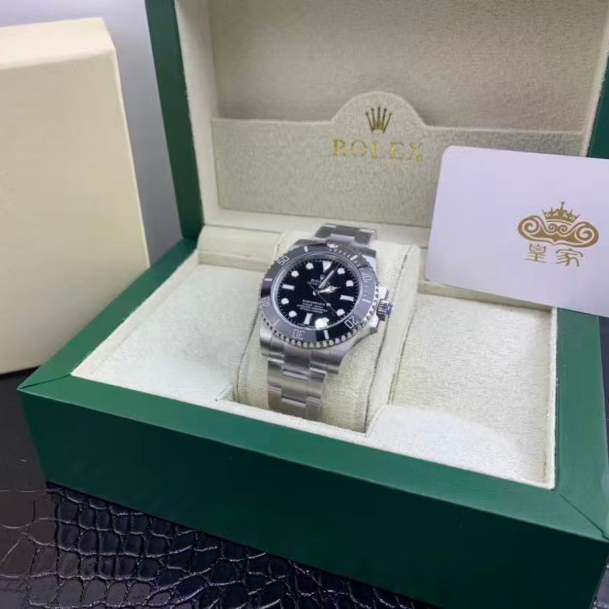Regency Diver 41 mm Timeless Black ceramic Bezel Bright black Dial 124060 6960