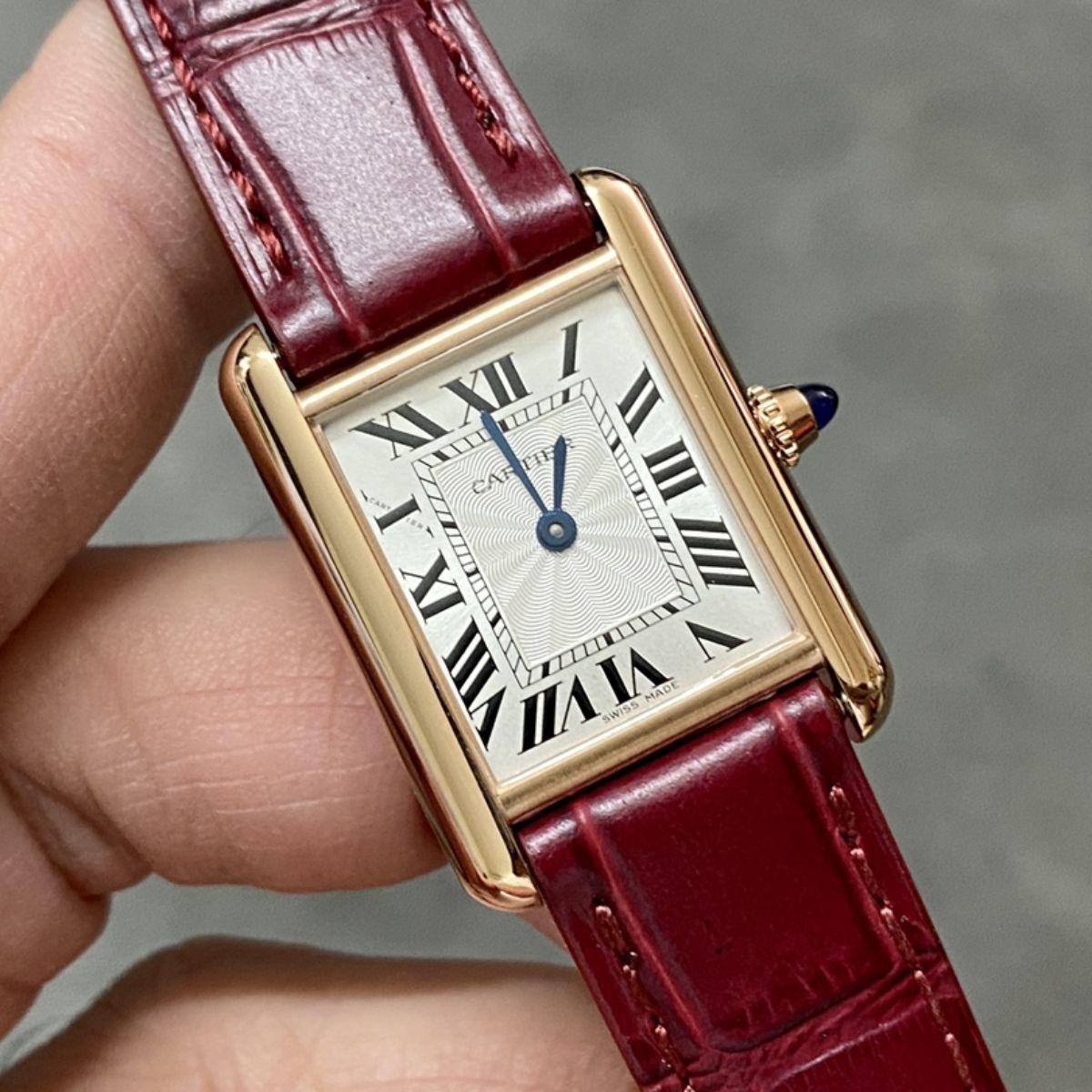 Parisian Rectangular Essential watch 29.5 x 22 mm 3554