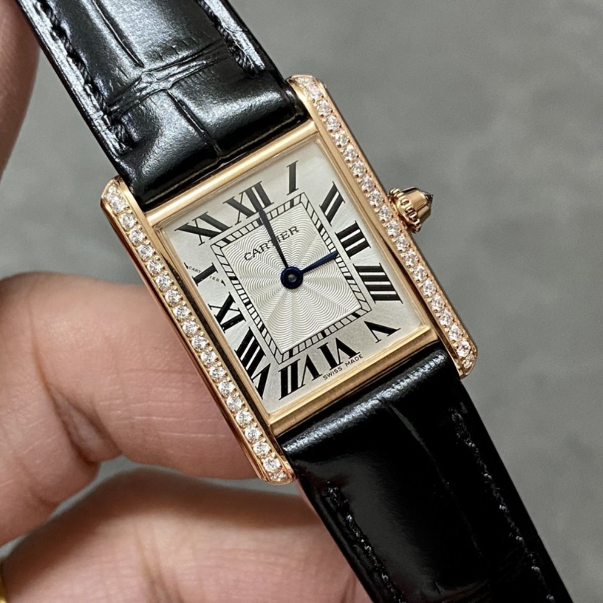 Parisian Rectangular Essential watch 29.5 x 22 mm 7648