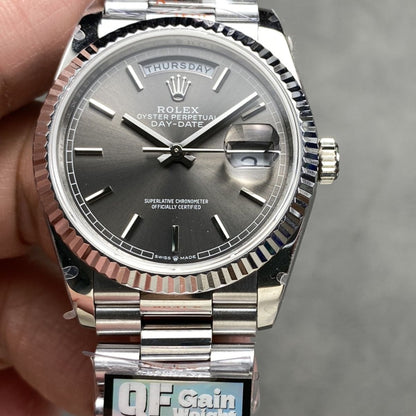 Regency Weekday 36 mm Weekday Fluted Bezel Silver Dial 128239 6433