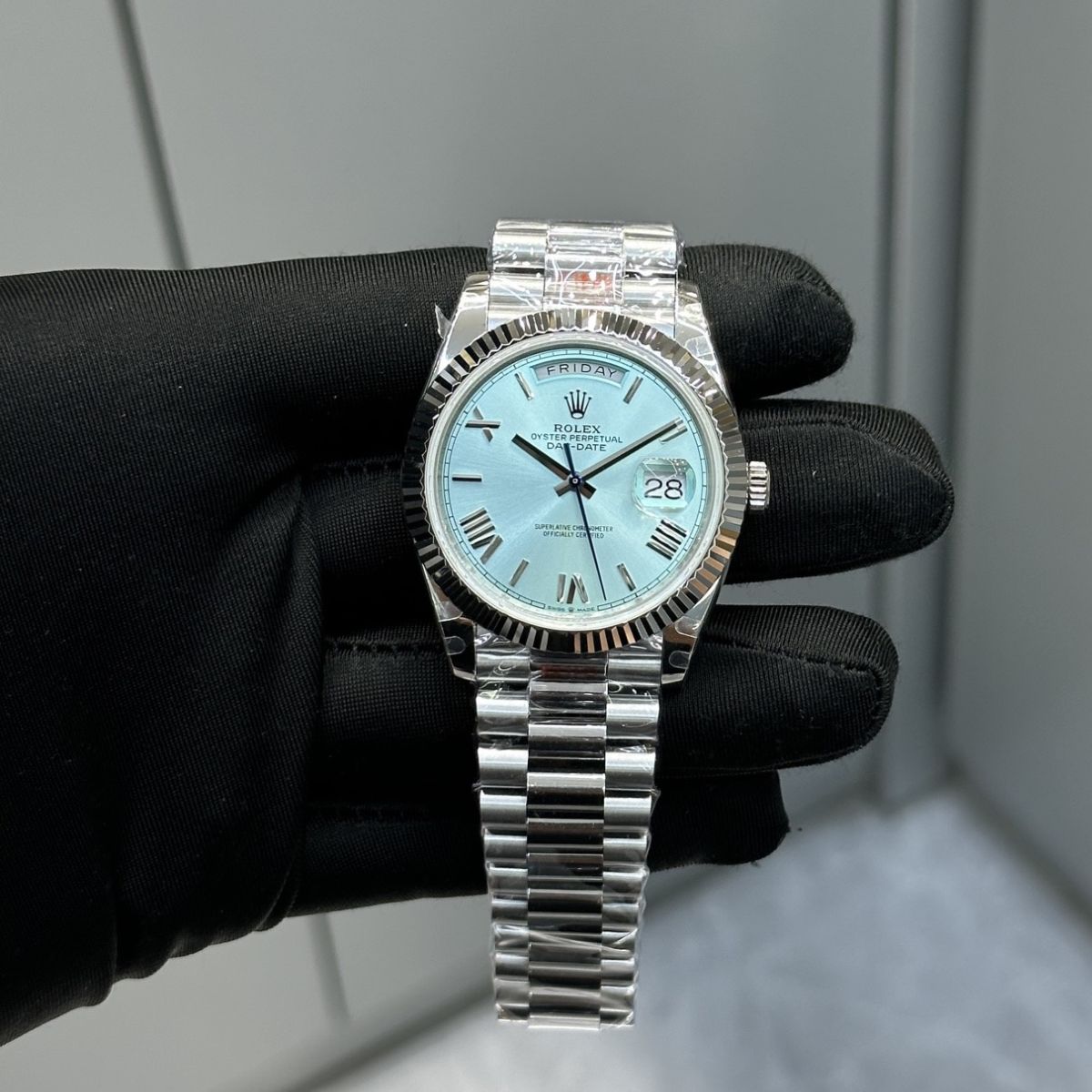 [Super Clone] Regency Weekday 36 mm Weekday Fluted Bezel Ice blue Dial 128236 1400
