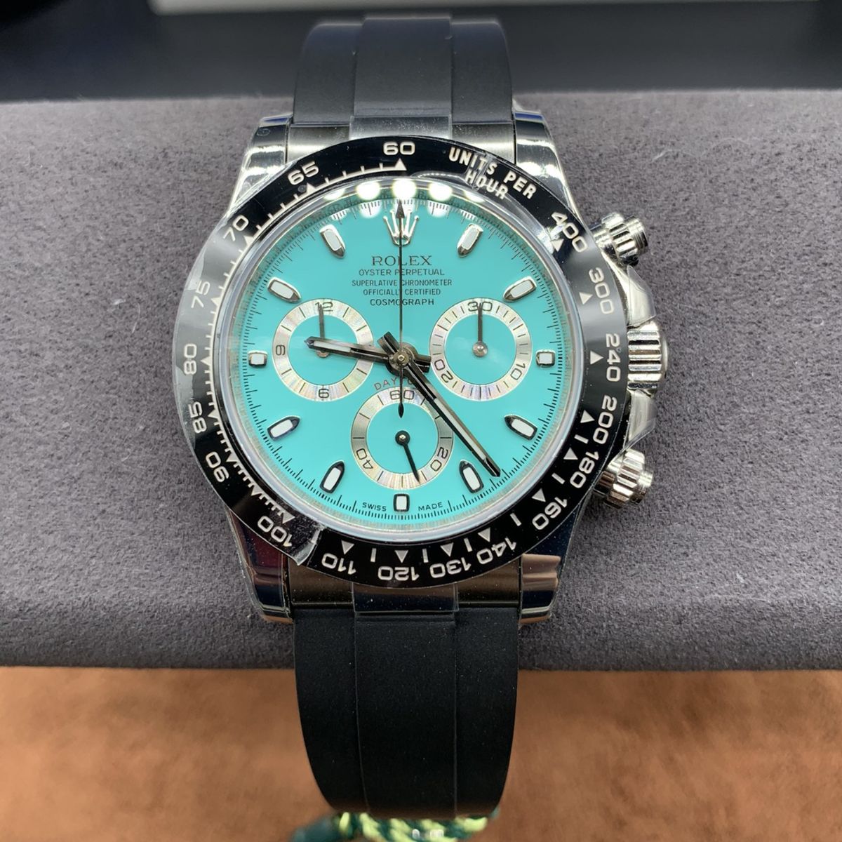 Regency Racing Chronograph 40 mm Rubber Ceramic Bezel Ice blue Dial 4675