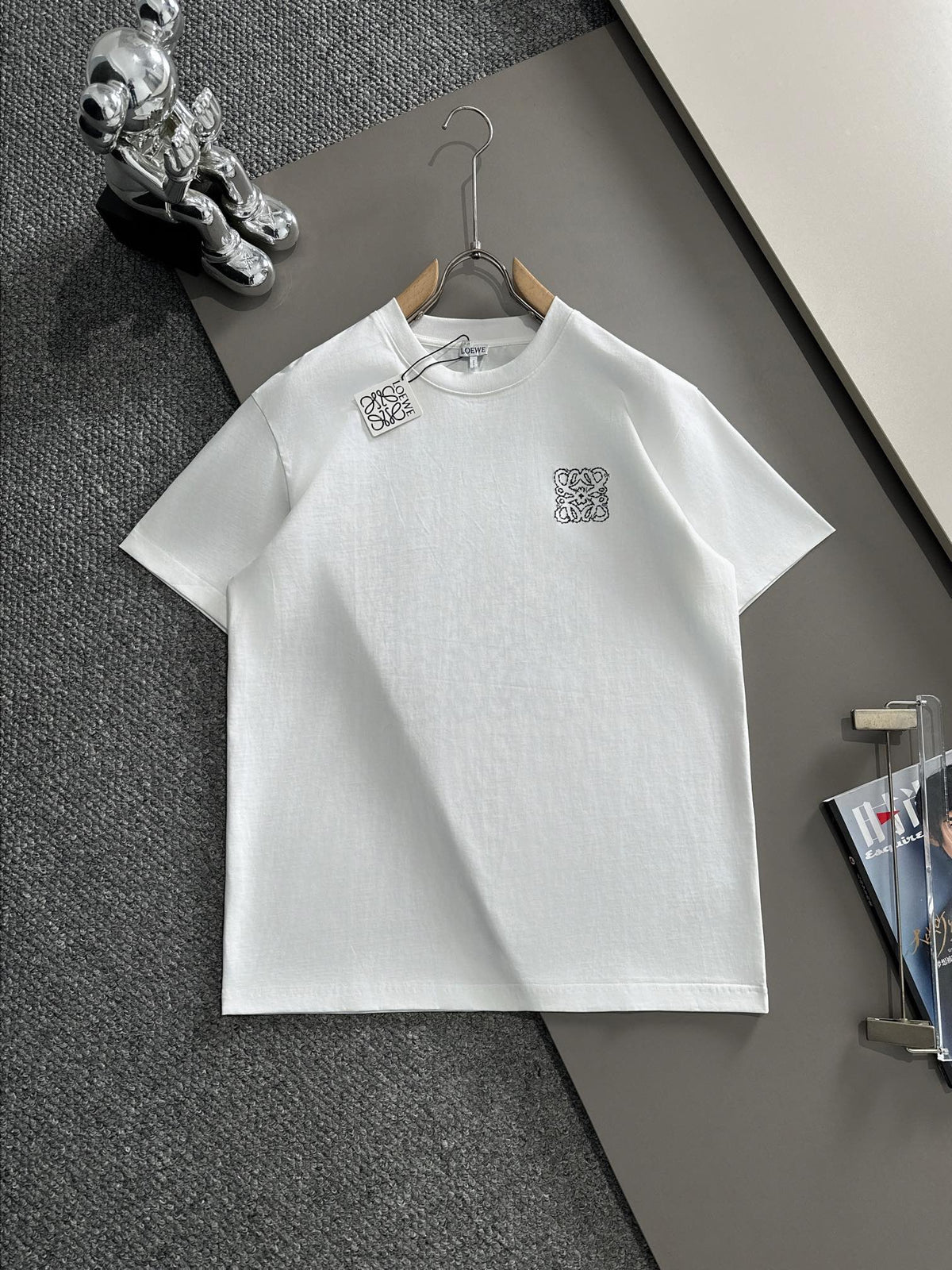High quality embroidery t-shirt