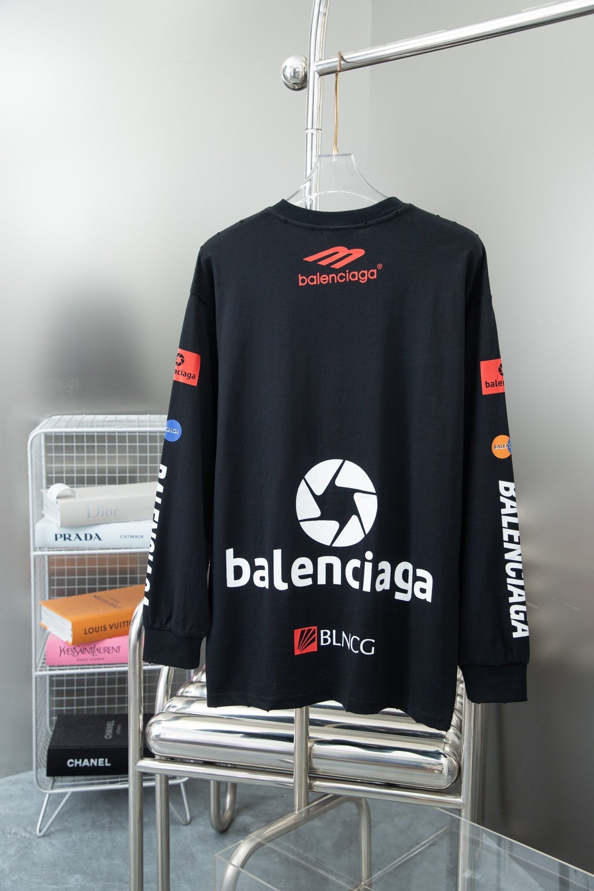 New printed long sleeve T-shirt