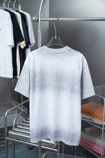 Washed fabric gradient printed t-shirt