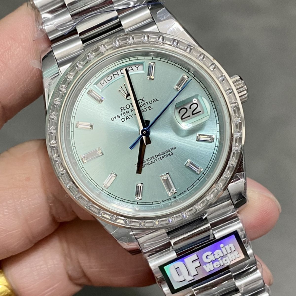 [Super Clone] Regency Weekday 40 mm Weekday Trapeze Bezel Ice blue Dial 228396TBR 7781