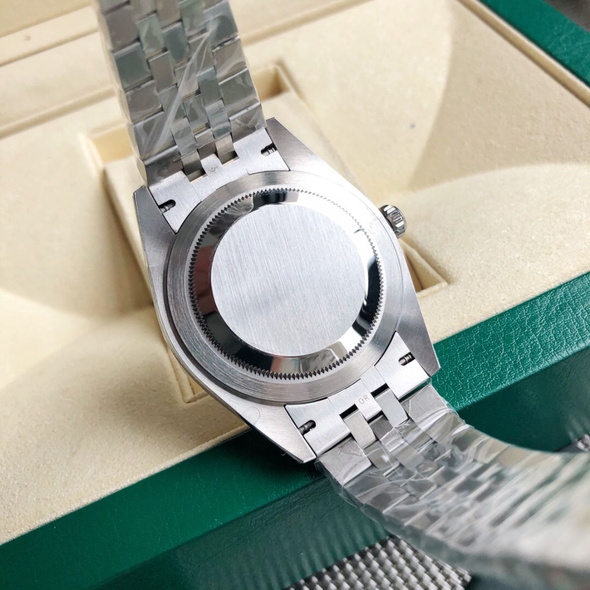 Regency Classic Date 41 mm Five-Link Fluted Bezel Slate Dial 126334 3304