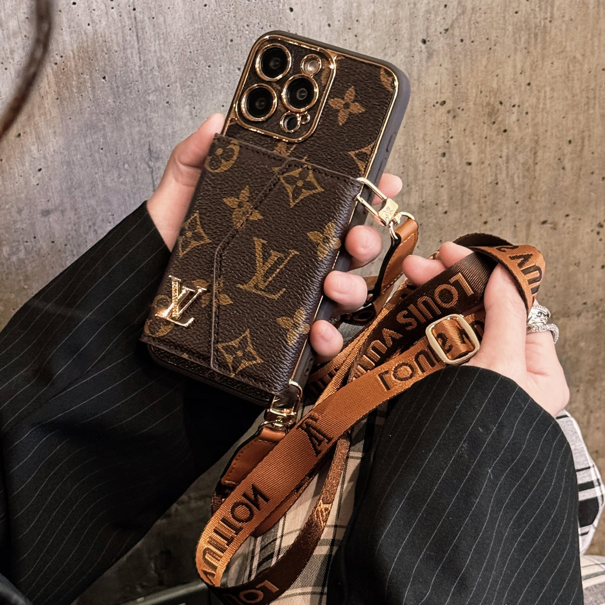 New Classic Luxury Card Holder Phone Case 01