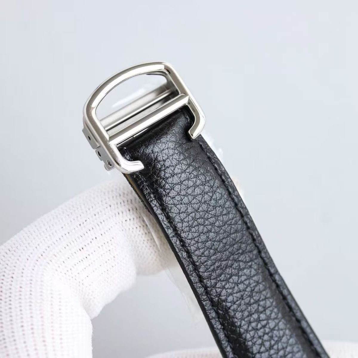 Parisian Rectangular Essential watch 41 mm x 31 mm 5635