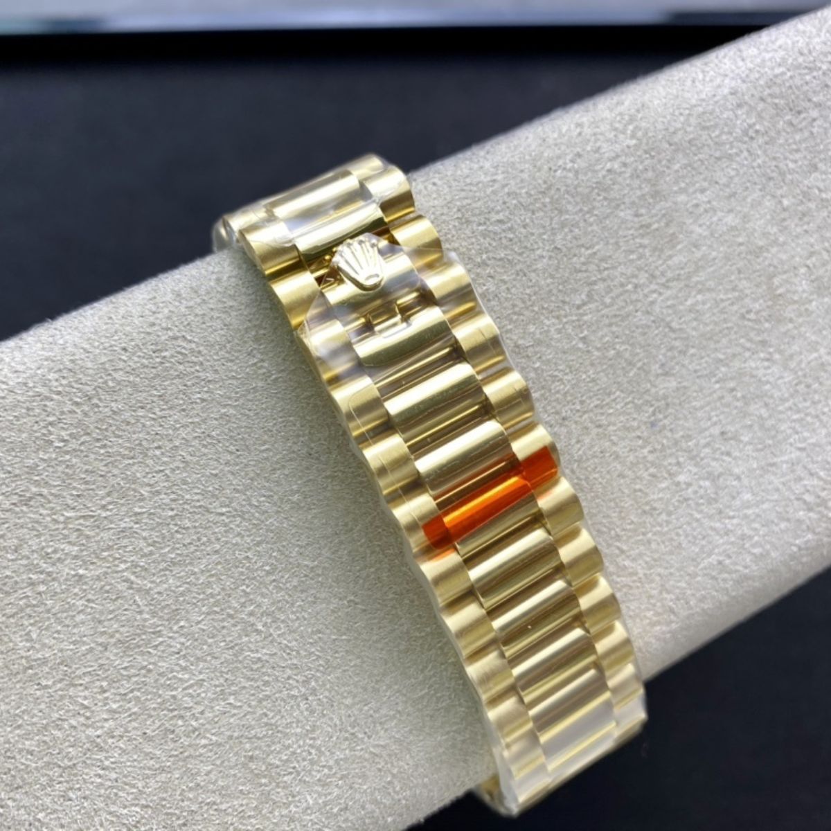 [Super Clone] Regency Weekday 40 mm Weekday Brilliant diamond set Bezel Champagne colour Dial 228348RBR 1439