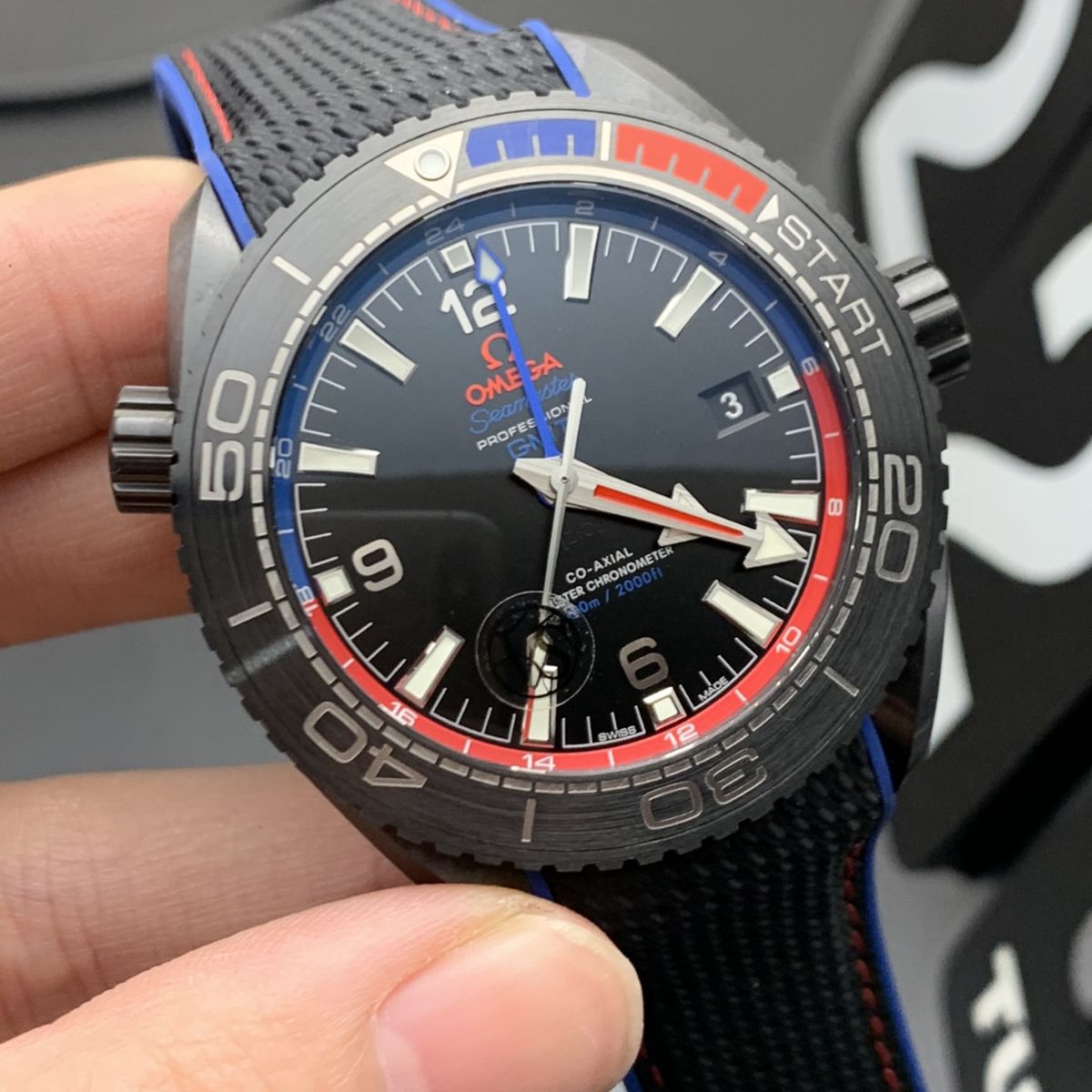 Celestial Ocean Diver 600M Traveller Deep Black 46mm Steel On Rubber Strap Black Dial 8011
