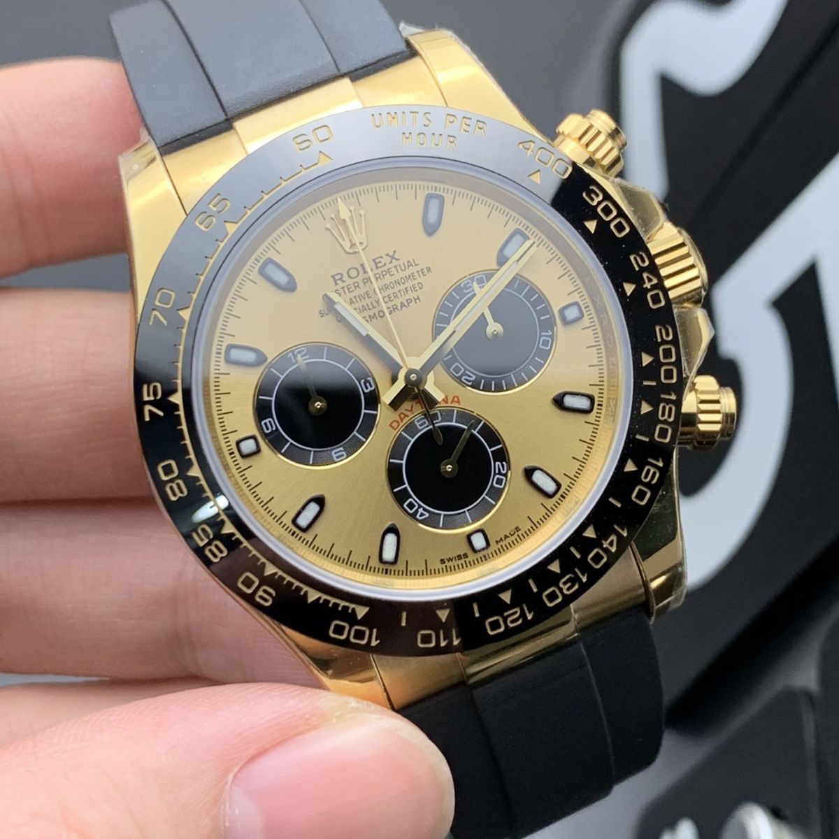 Regency Racing Chronograph 40 mm Rubber Black Bezel Golden black counter rings Dial 126518LN 8012