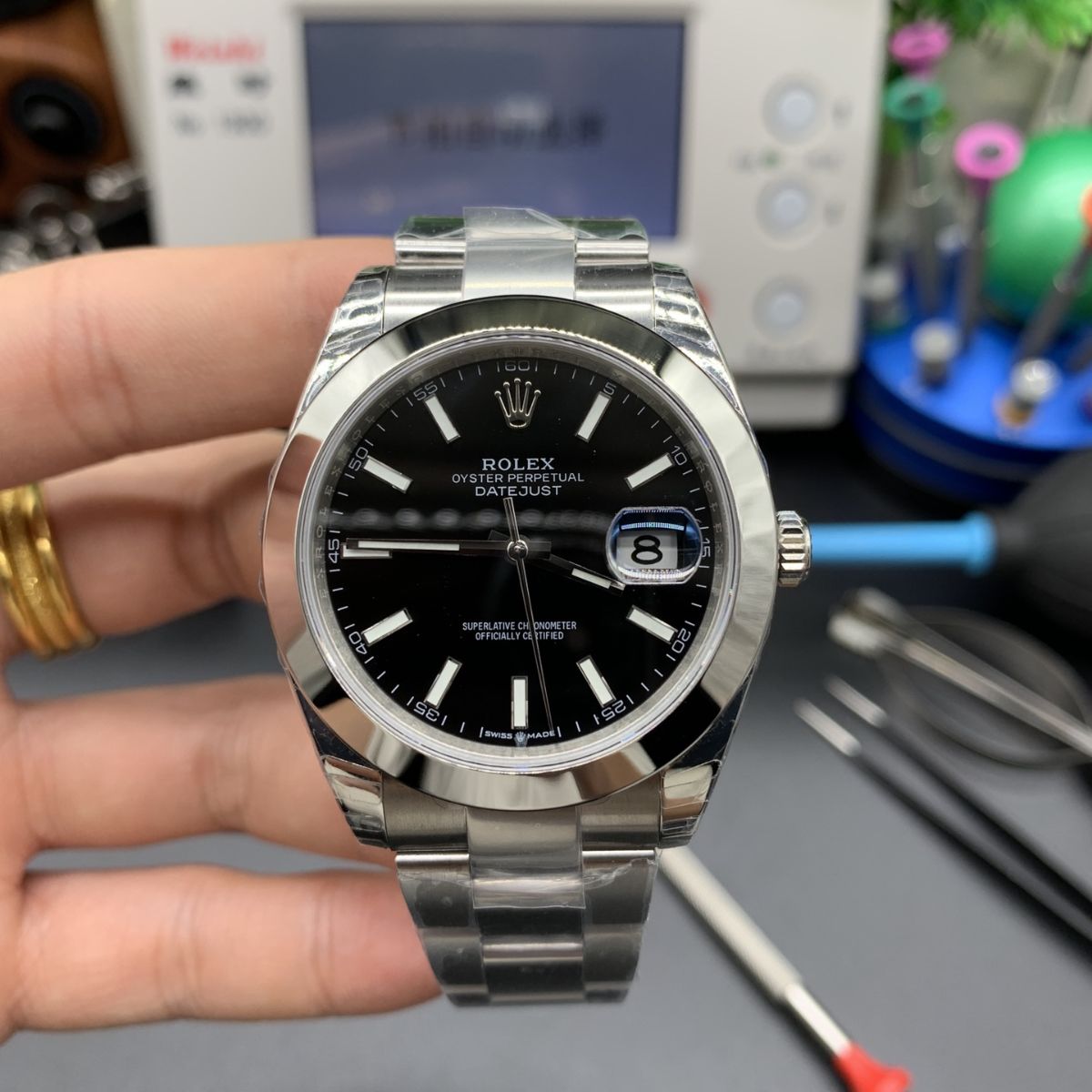 Regency Classic Date 41 mm Timeless Smooth Bezel Bright black Dial 126300 6457