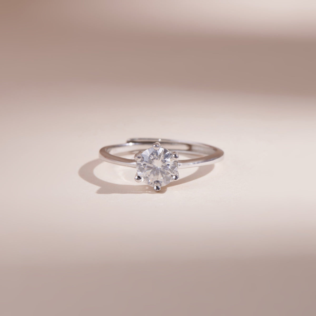ELVORIA 6.5mm Moissanite Ring GRA ELVDA93 – Platinum Plated 925 Sterling Silver (Adjustable)