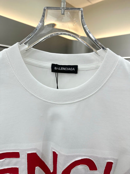 New high quality patch embroidery t-shirt