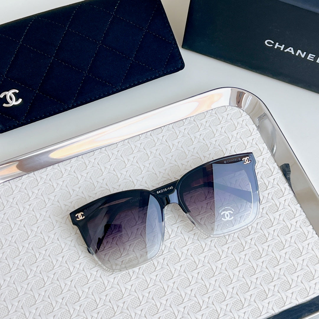 2026 Large Frame Cat Eye Gradient Sunglasses