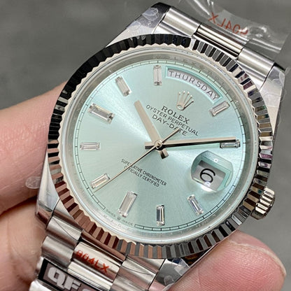 [Super Clone] Regency Weekday 40 mm Weekday Fluted Bezel Ice blue Dial 228236 6166