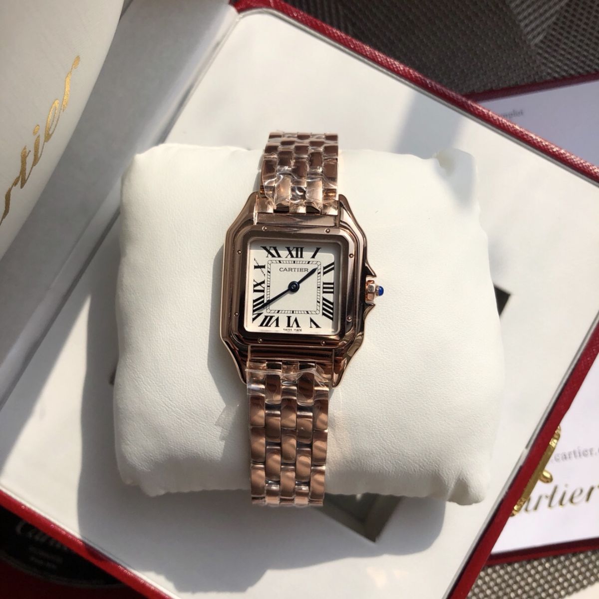 Parisian Panthère de Parisian watch 27 x 37 mm 7466