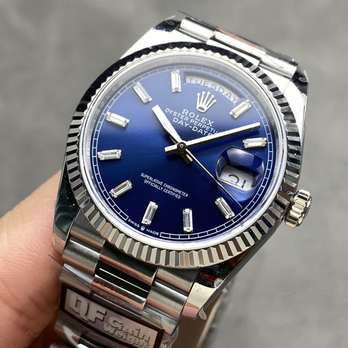 Regency Weekday 36 mm Weekday Fluted Bezel Bright blue Dial 128239 9755