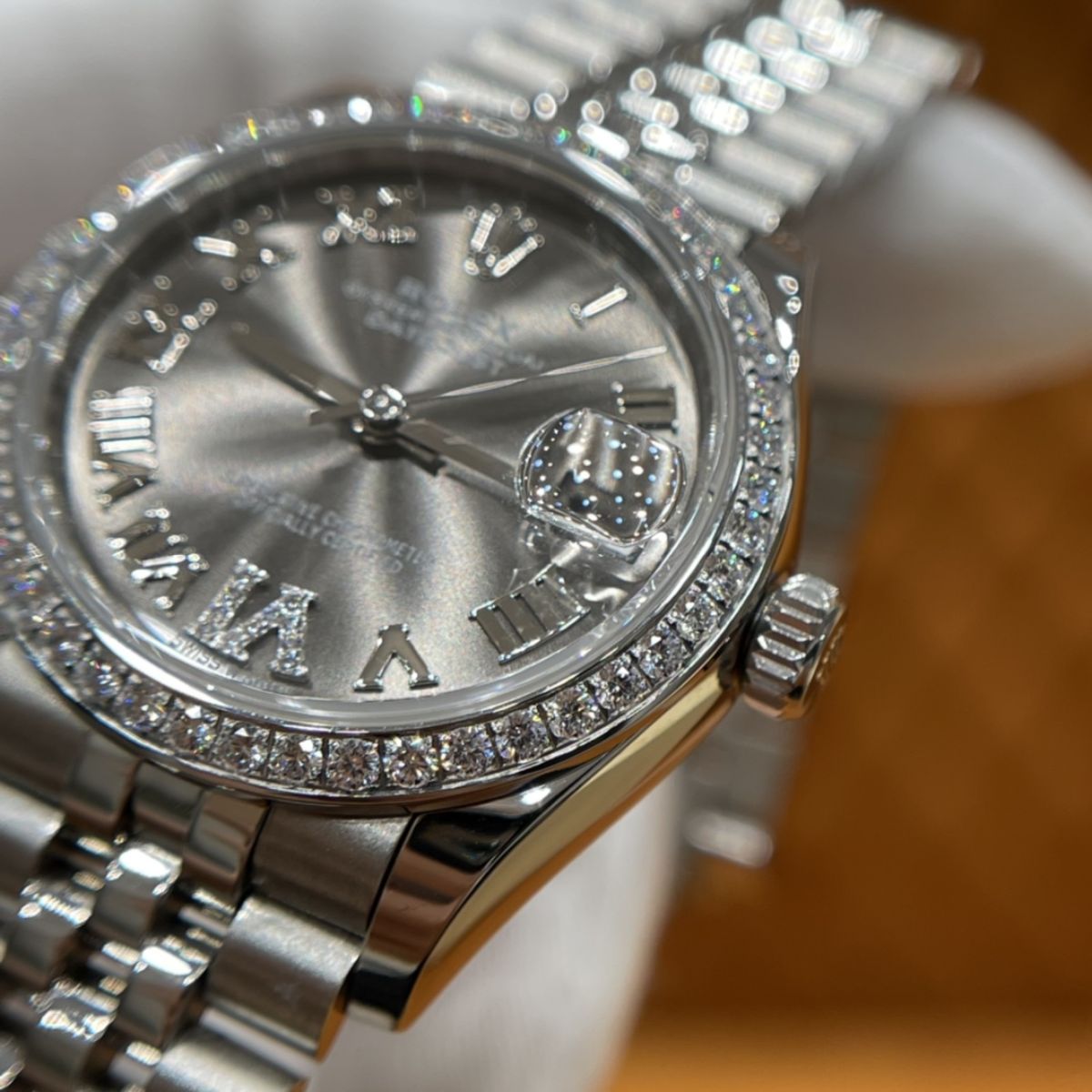 [Super Clone] Regency Classic Date 31 mm Five-Link Brilliant diamond set Bezel Dark grey set with diamonds Dial 278384RBR 4269