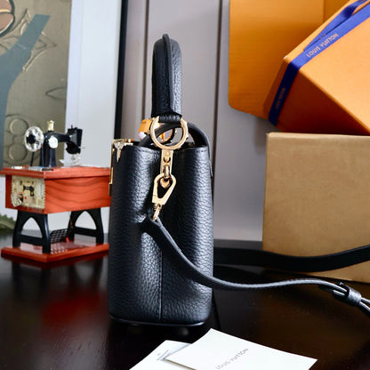 Classic Leather Bag 336778