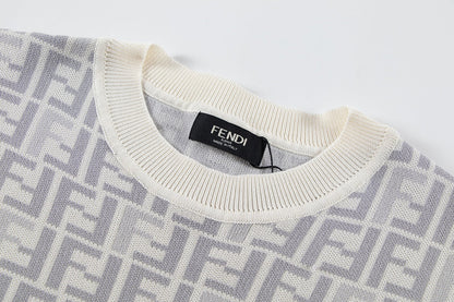 Short sleeved knitted t-shirt