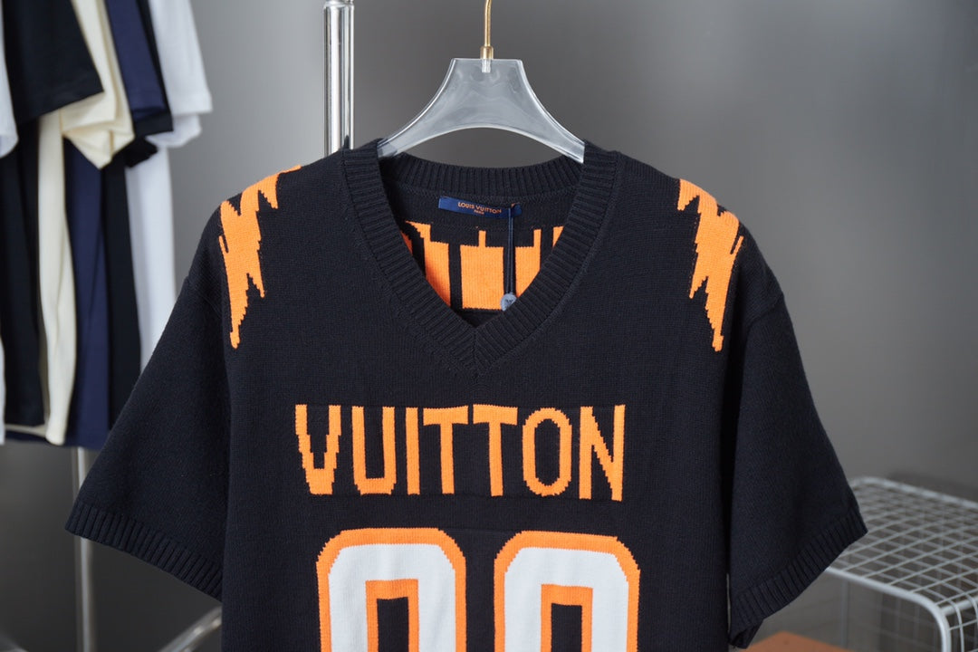 High quality embroidered knitted t-shirt