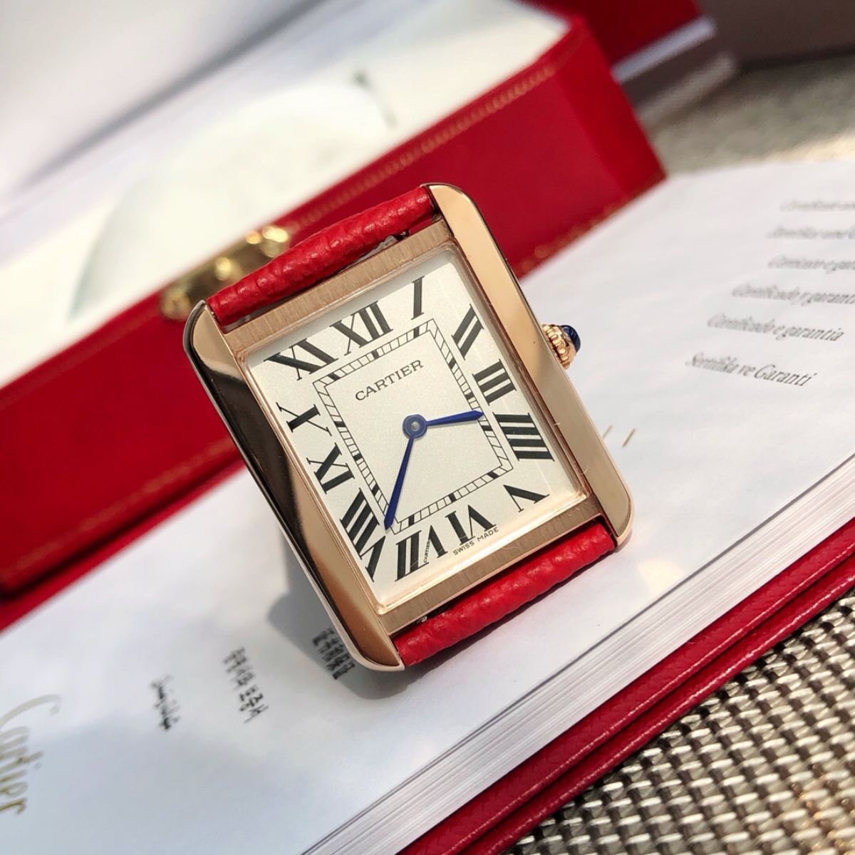 Parisian Rectangular Essential watch 33 x 27 mm 1228