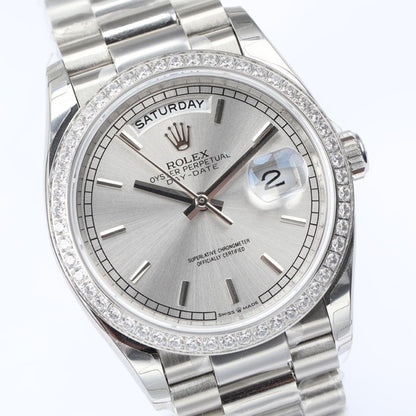 Regency Weekday 36 mm Weekday Brilliant diamond set Bezel Silver Dial 128349RBR 3372