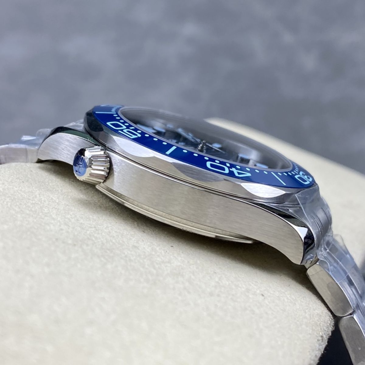 Celestial Seafarer Diver 300M 42mm Steel On Steel on Steel Blue Dial 7340