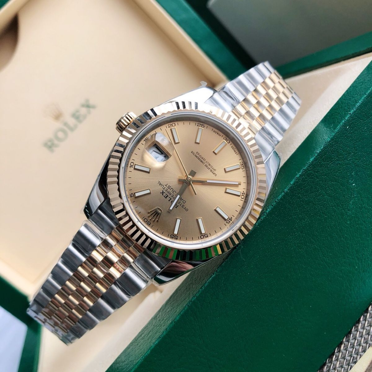 [Super Clone] Regency Classic Date 41 mm Five-Link Fluted Bezel Champagne colour Dial 126333 8945