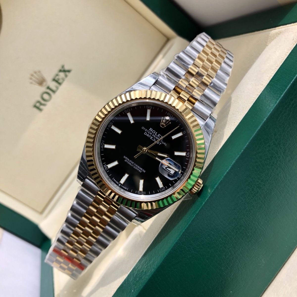 [Super Clone] Regency Classic Date 41 mm Five-Link Fluted Bezel Bright black Dial 126333 4590