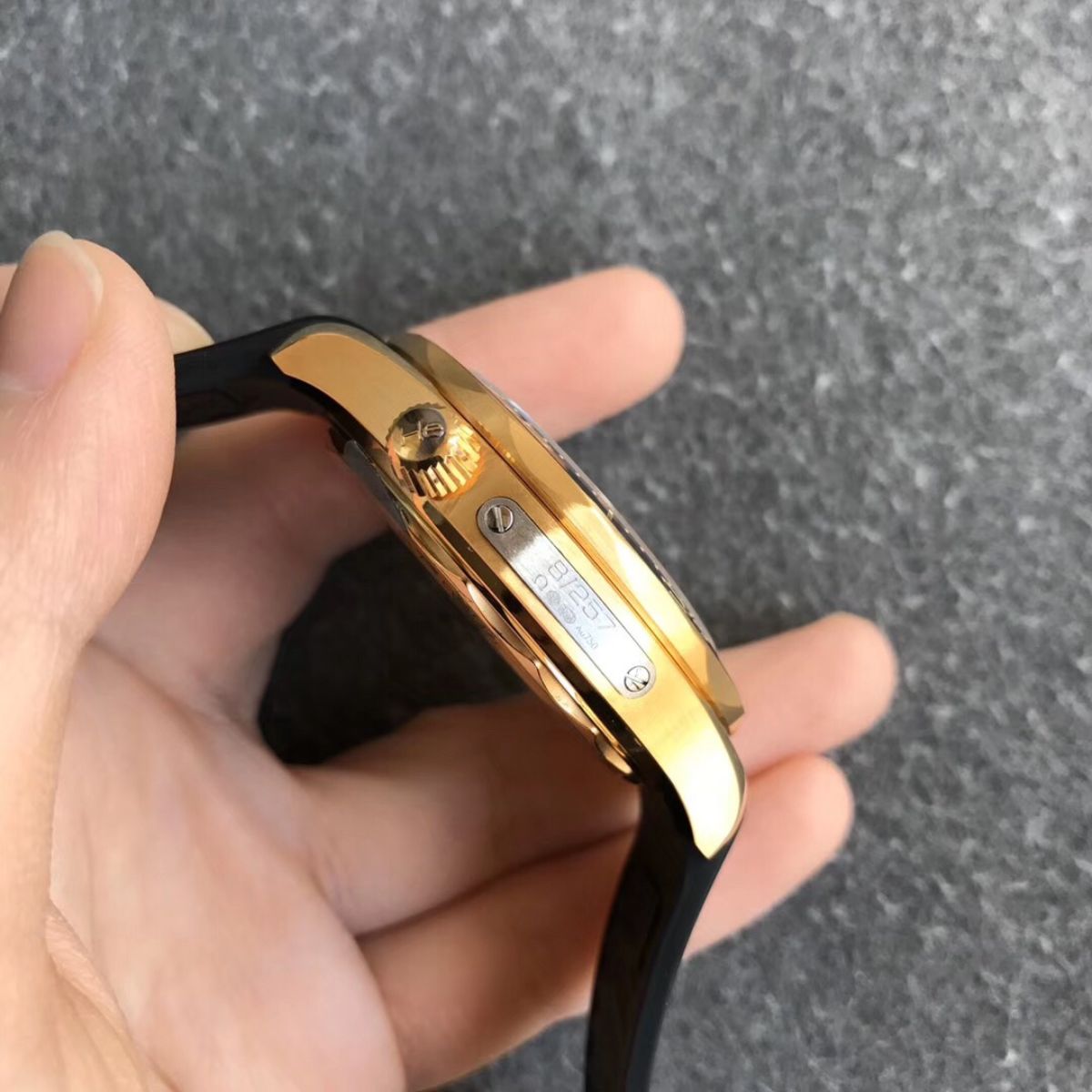 Celestial Seafarer Diver 300M 42mm Yellow Gold On Rubber Strap Black Dial 4681