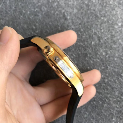 Celestial Seafarer Diver 300M 42mm Yellow Gold On Rubber Strap Black Dial 4681