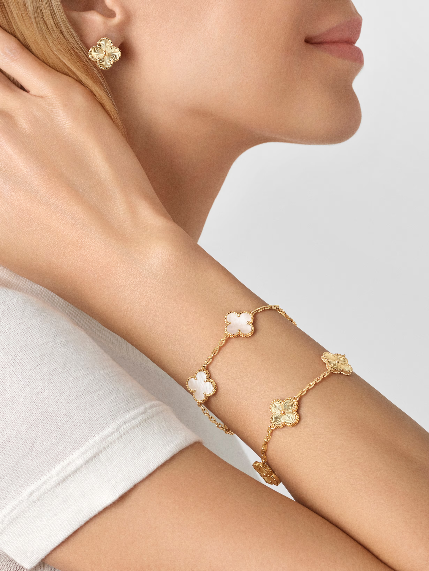 18k Bracelet Four-Leaf Clover Collection