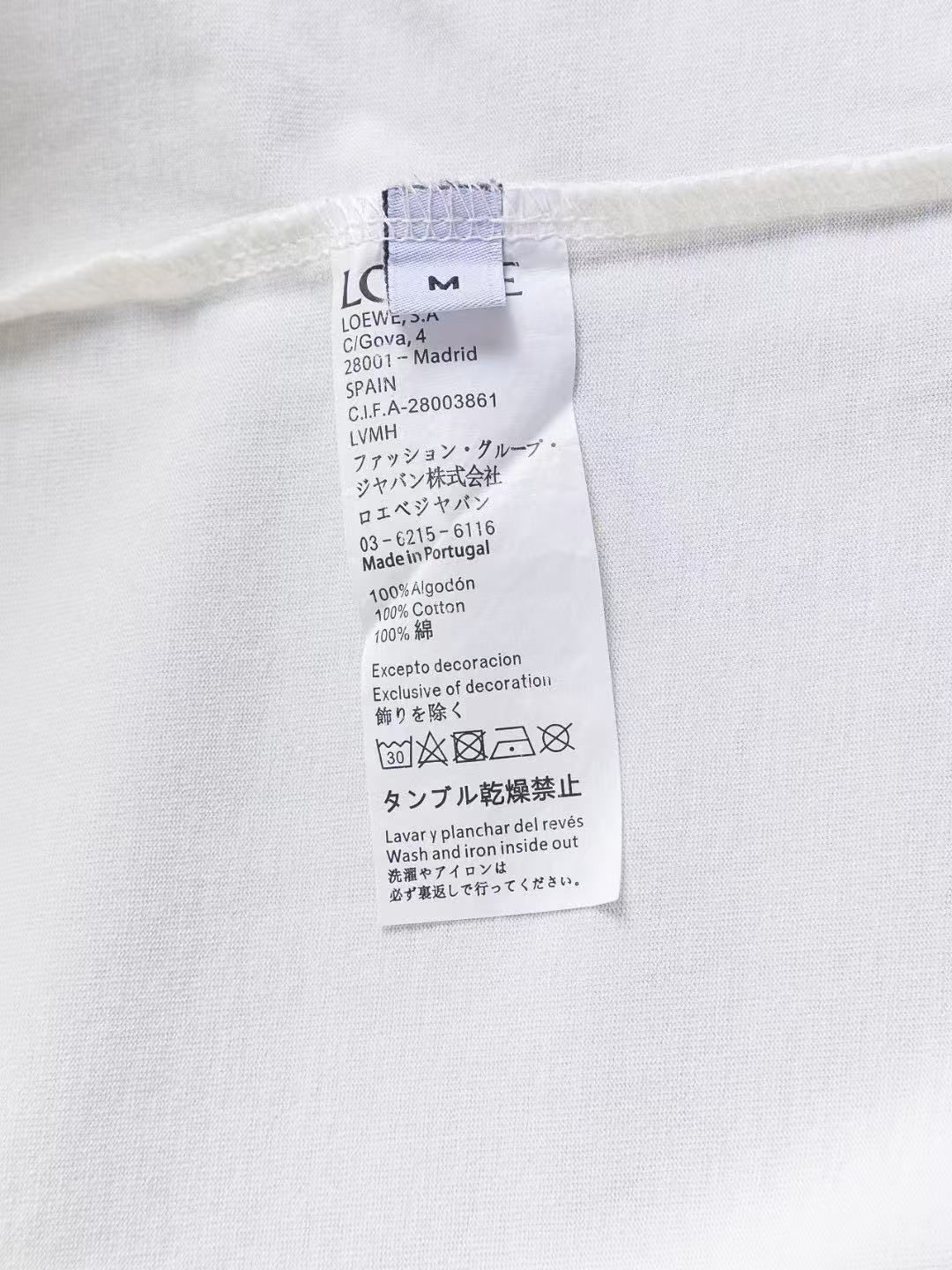 Embroidery logo t-shirt
