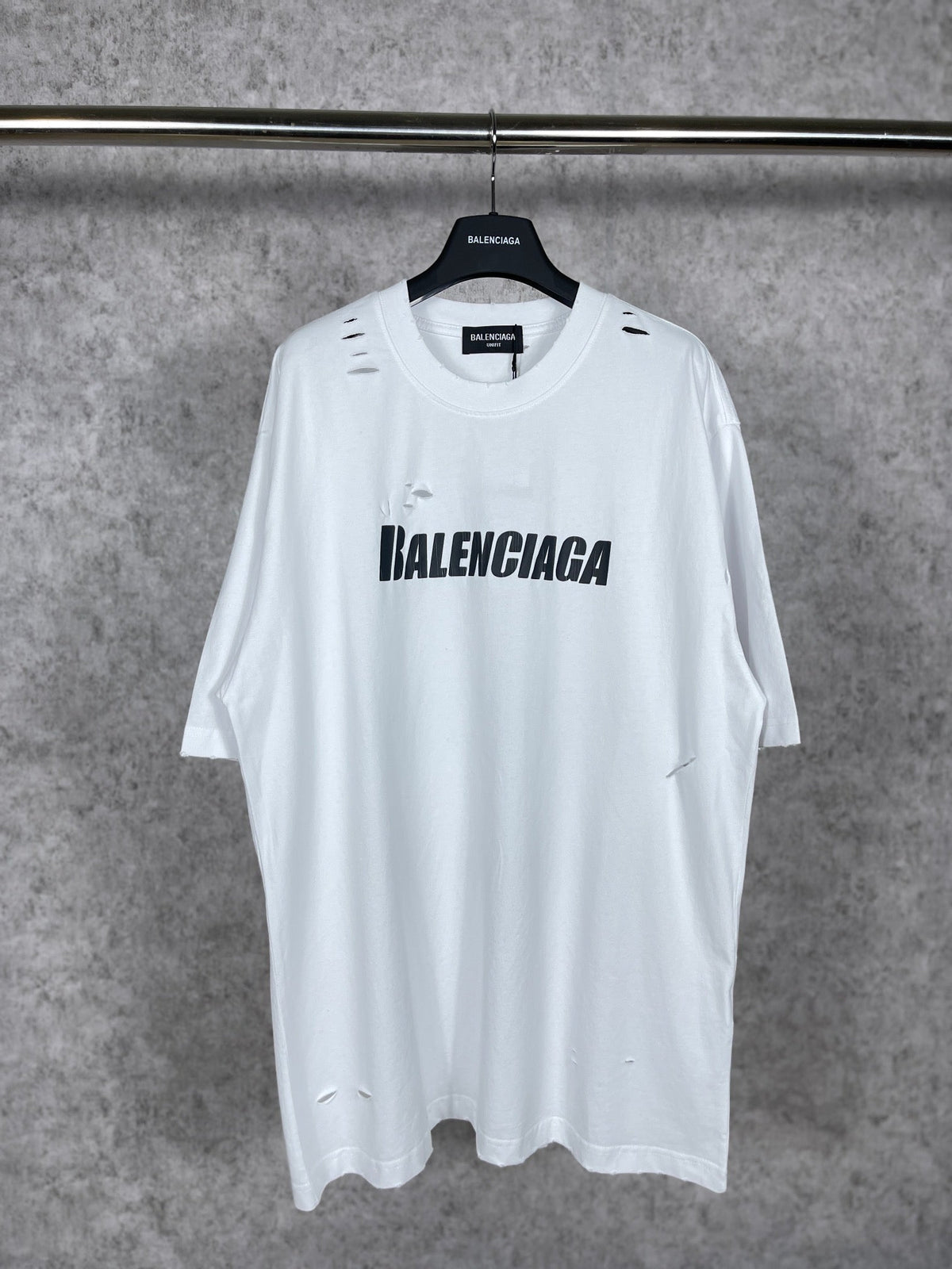 Classic logo hole t-shirt