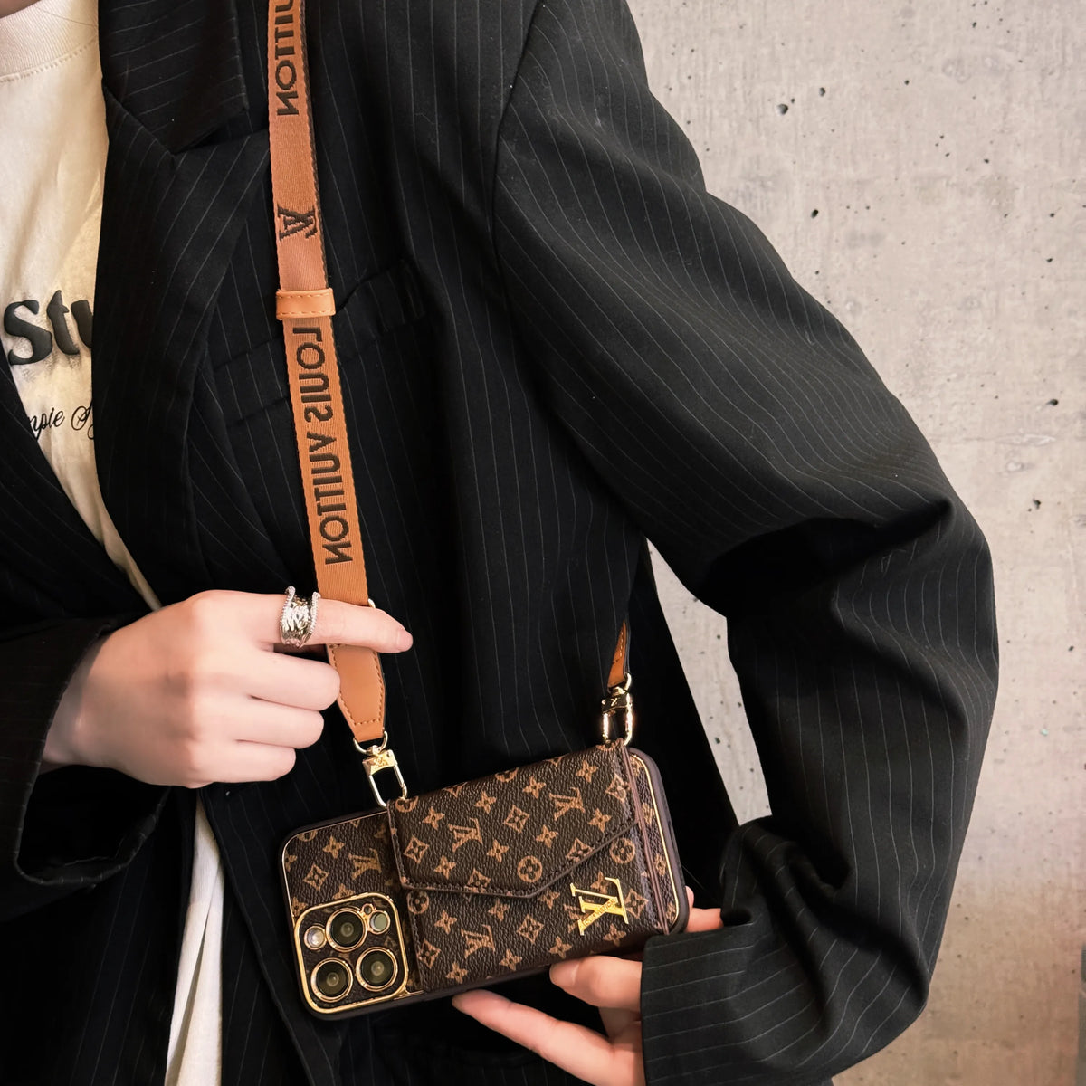 New Classic Luxury Card Holder Phone Case 01