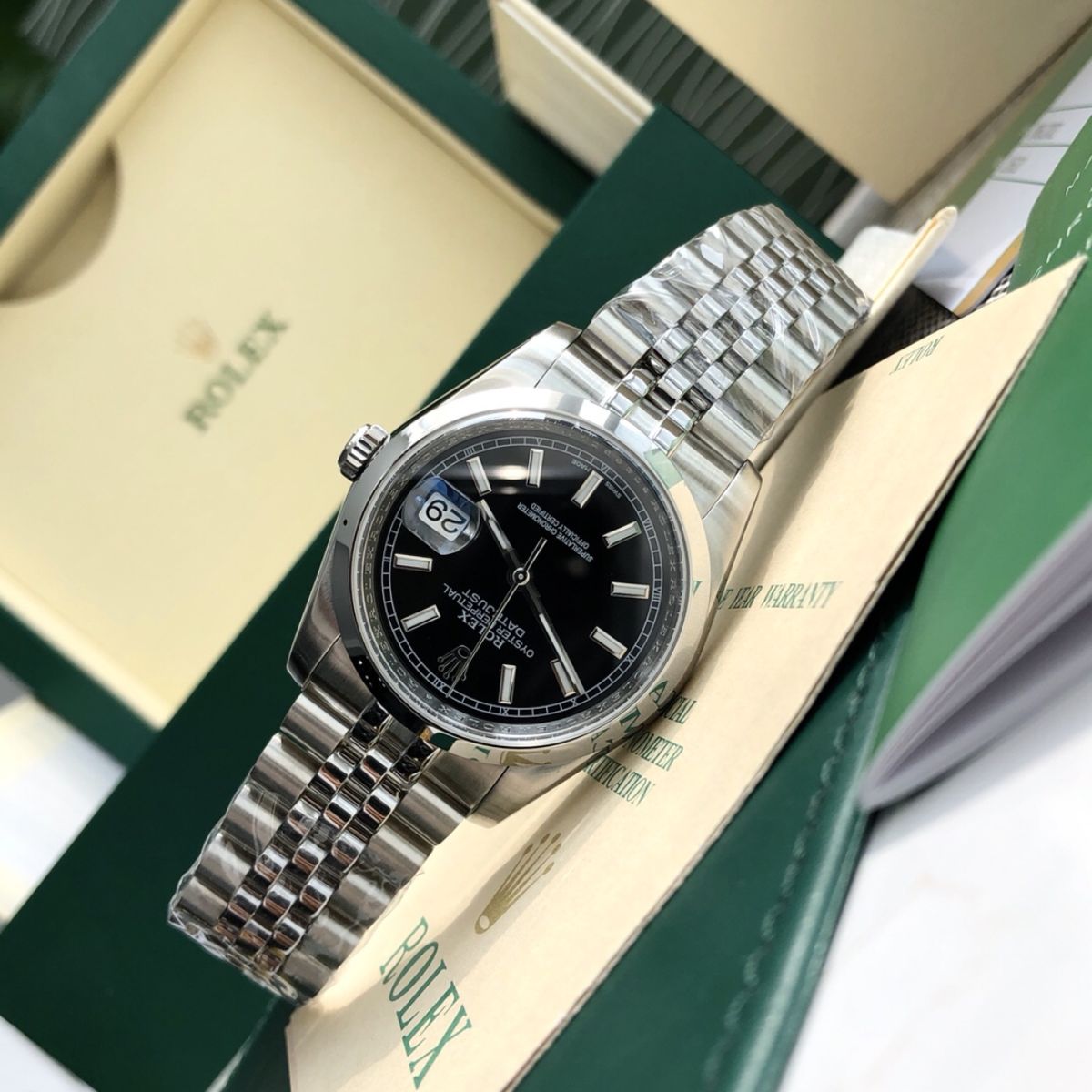 Regency Classic Date 36 mm Five-Link Domed Bezel Bright black Dial 8869