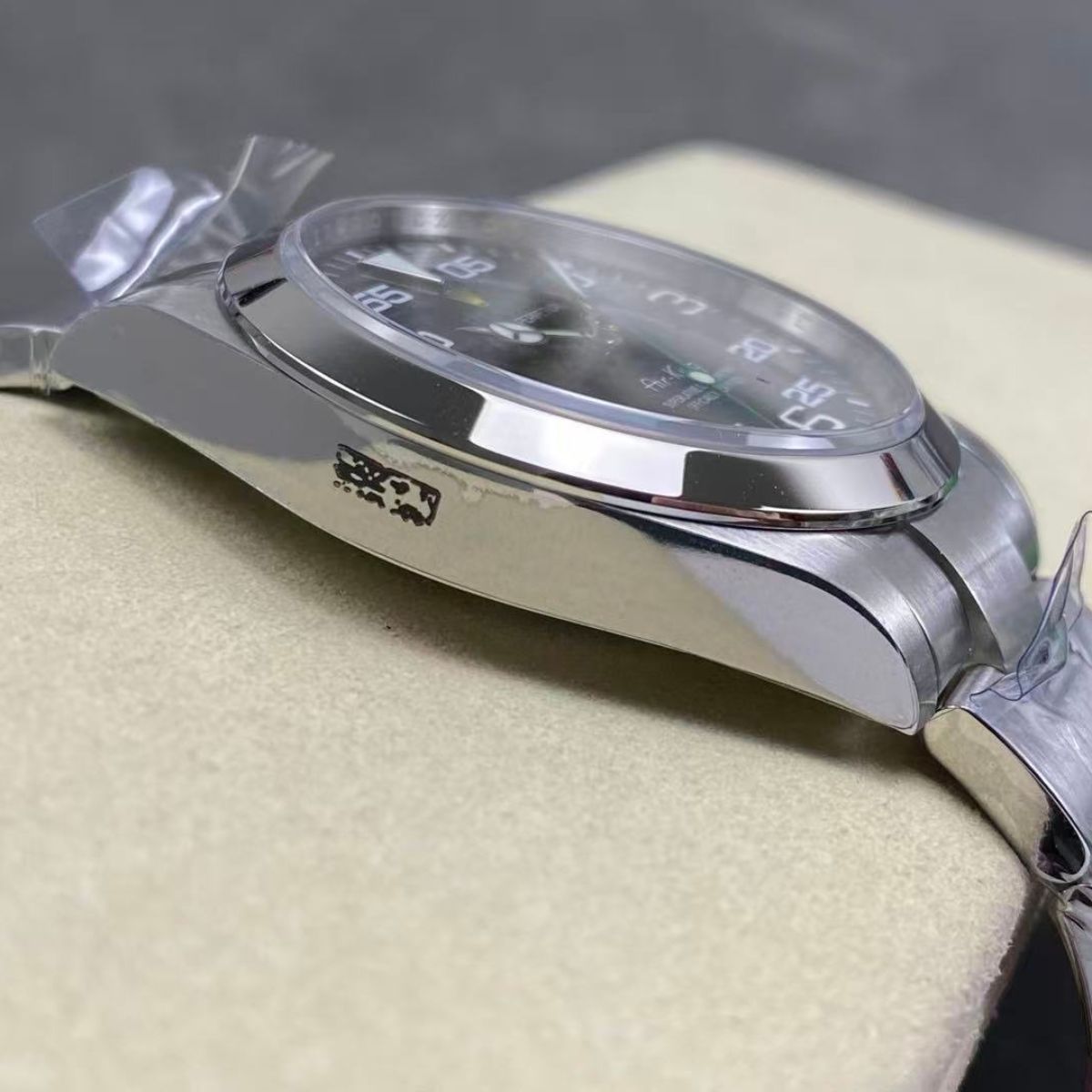 Regency Air King 40 mm Timeless Trapeze Bezel Black Dial 126900 6563
