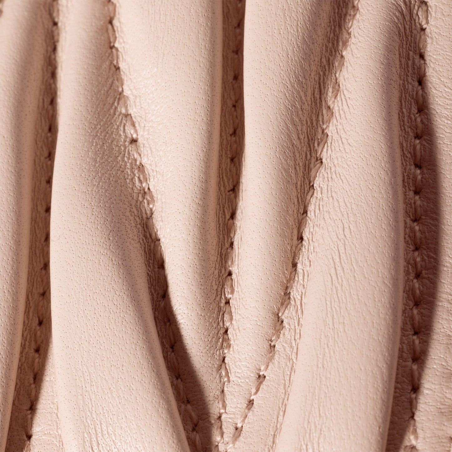 Matelassé nappa leather pouch