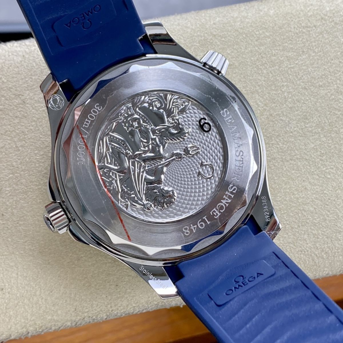 Celestial Seafarer Diver 300M 42mm Steel On Rubber Strap Blue Dial 4329