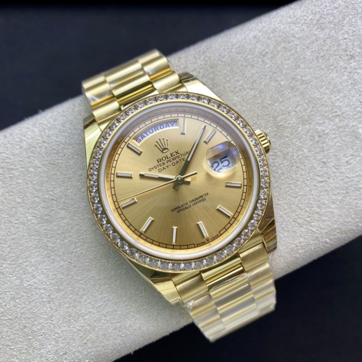 [Super Clone] Regency Weekday 40 mm Weekday Brilliant diamond set Bezel Champagne colour Dial 228348RBR 1439