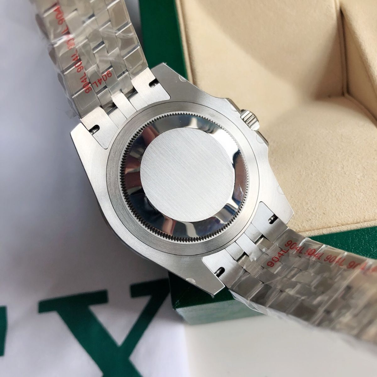 Regency Traveller Traveller 40 mm Five-Link Red and blue Bezel Black Dial 126710BLRO 8499