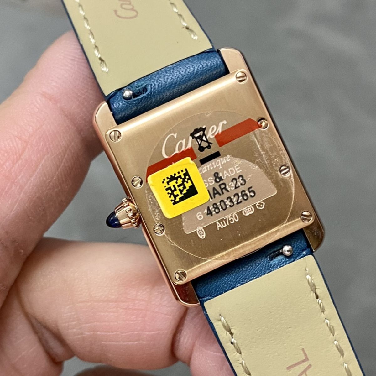 Parisian Rectangular Essential watch 29.5 x 22 mm 5105