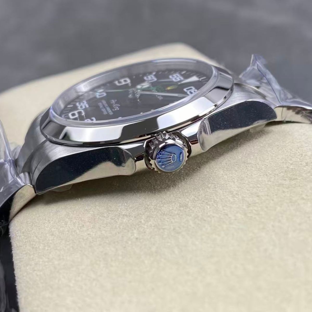 Regency Air King 40 mm Timeless Trapeze Bezel Black Dial 126900 6563